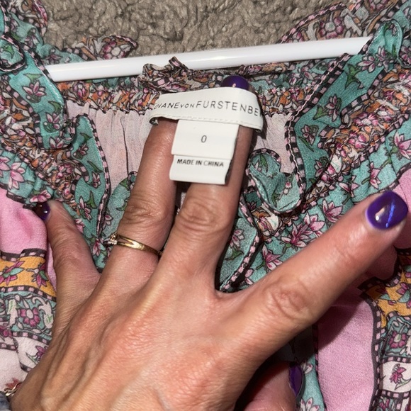 Diane Von Furstenberg boho peasant top - Picture 5 of 5